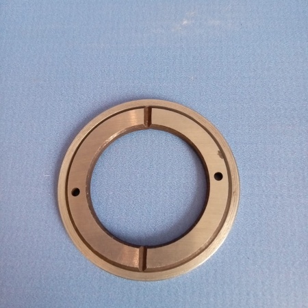 Полукольца КПП BAW 1044 Е3 (LG528-1701340)