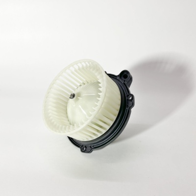 Мотор отопителя ISUZU NQR71 NQR75 (24V) (с крыльчаткой) (BOSKET) (8972119540)