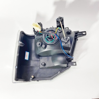Фара передняя правая BAW 1044 Е2 1065 Е2 (24V) (дорестайл) (BP17803710002)