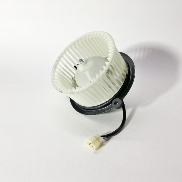 Мотор отопителя FOTON 1093 1099 1138 5122 3251 (с крыльчаткой) (24V) (1B22081100008)