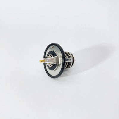 Термостат ISUZU NQR71 NQR75 NQR90 NPR75 (дв. 4HG1-T, 4HK1, 4HE1, 4HF1, 4HG1) (82C) (BOSKET)