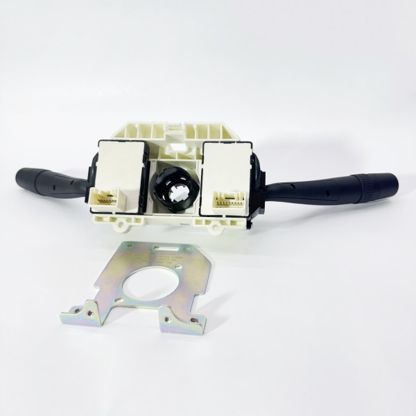 Переключатель подрулевой JAC N120 (3774100LE6C0)