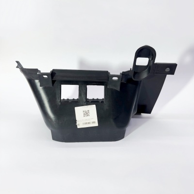 Подножка кабины левая ISUZU NQR71 NQR75 (пластик) (BOSKET) (8979978540)